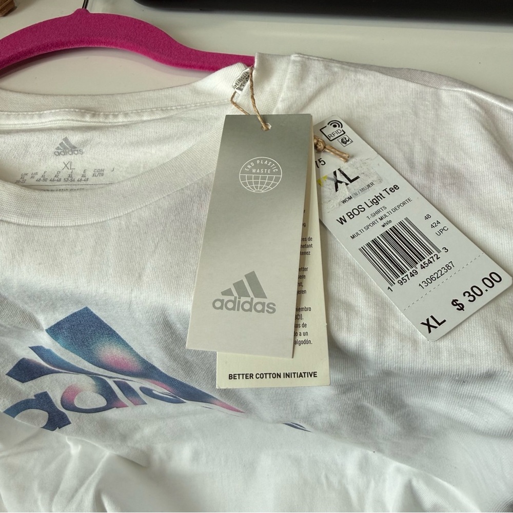 Adidas Americana Badge of Sport Tee Size XL 100% Cotton Athleisure Athletic - Picture 3 of 7